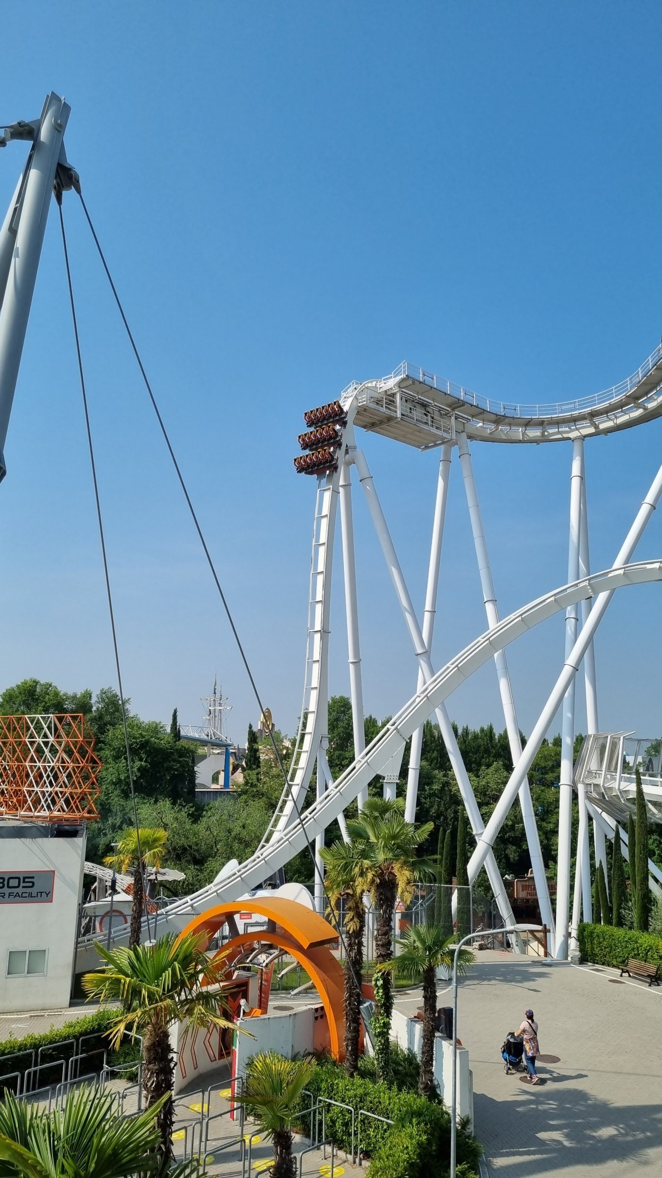 Gardaland 2022 - Les 16 et 17 mai (58).jpg